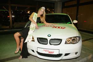 Romana Skamlova wins a BMW car